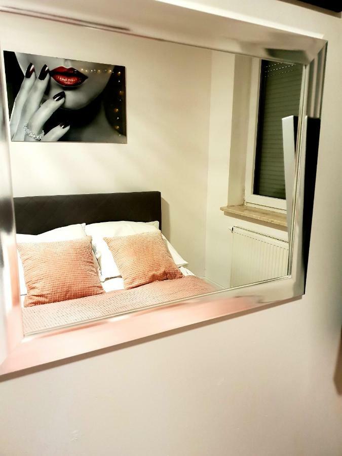 Apartament Szafir Жельона Гора Екстериор снимка
