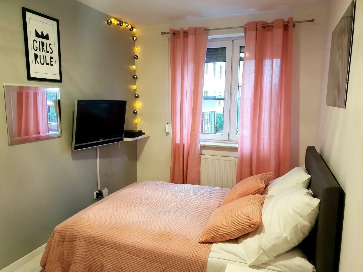 Apartament Szafir Жельона Гора Екстериор снимка