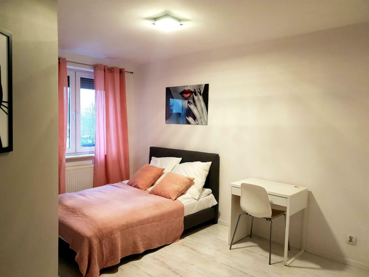 Apartament Szafir Жельона Гора Екстериор снимка